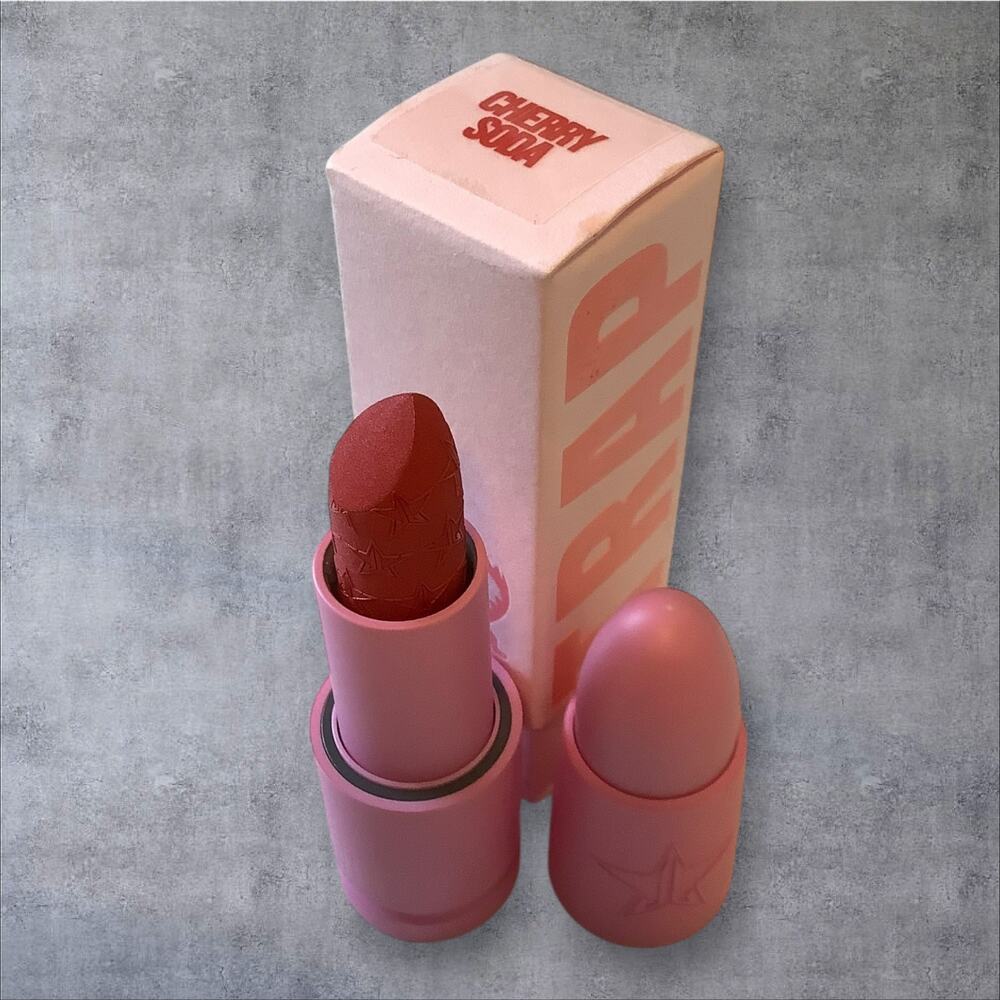 NIB Jeffree Star Velvet Trap Lipstick in‎ Cherry Soda